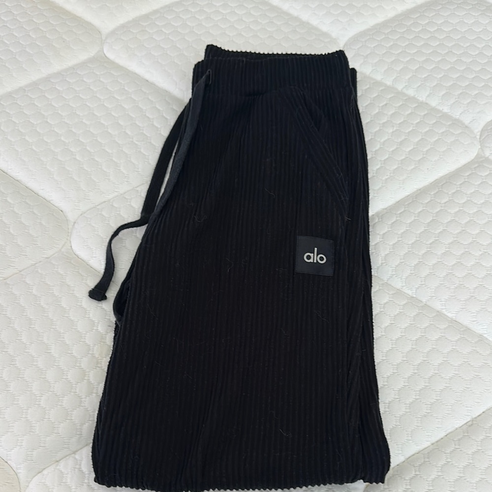 ALO Yoga Black Ribbed Pants